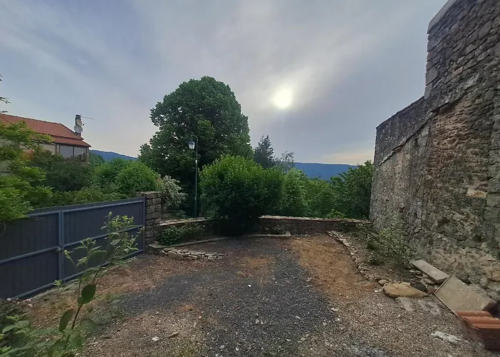 T2 Apartment Concoules